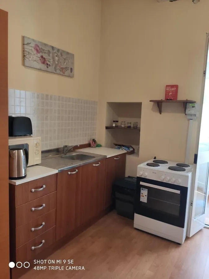 Floriana One Bedroom Studio House 0*, إيل فورجانا مالطا